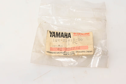 Yamaha 10X-21815-00-00 Cap NOS