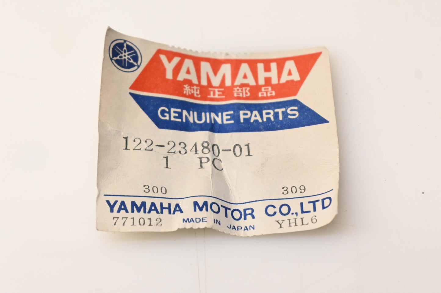 Yamaha 122-23480-01-00 Steering Lock Assembly NOS