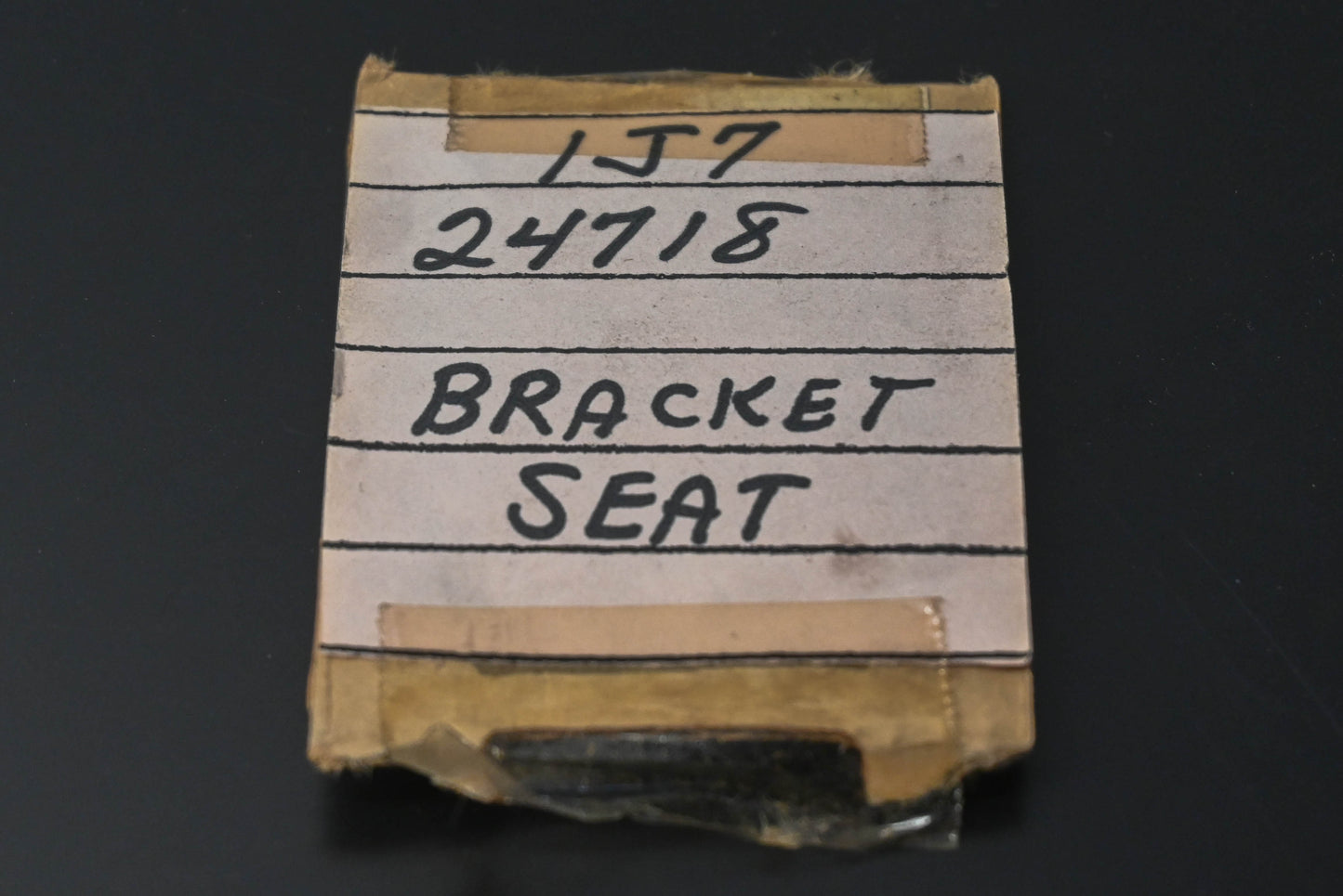 New OEM Yamaha 1J7-24718-00-00 Bracket Seat NOS