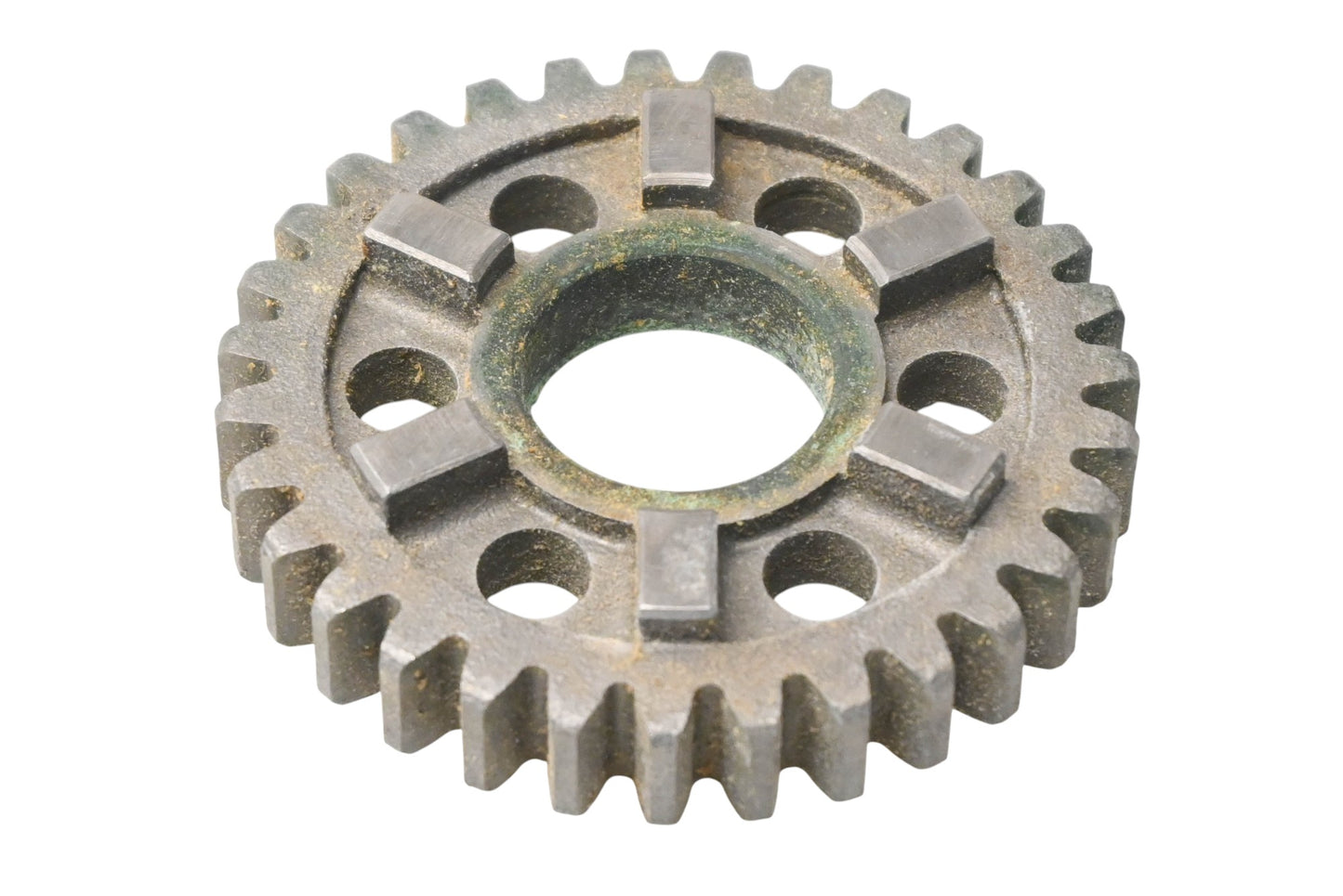 New OEM Yamaha 371-17221-00-00 2nd Wheel Gear NOS