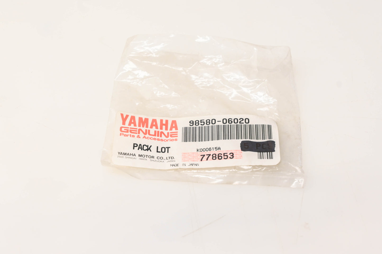 New OEM Yamaha 98580-06020-00 Pan Headed Screw NOS