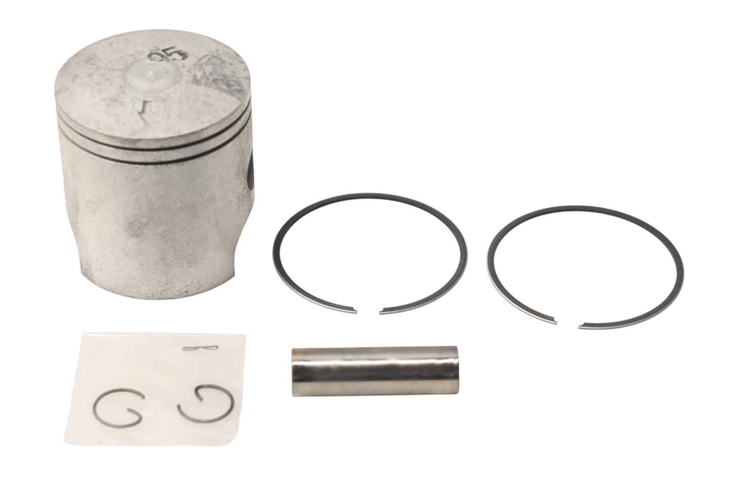 New OEM Yamaha 4V1-11630-00-00 Piston Replacement Kit NOS