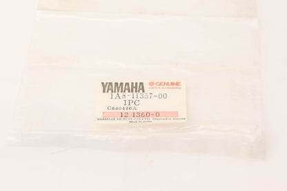 New OEM Yamaha 1A8-11357-00-00 Cylinder Seal NOS