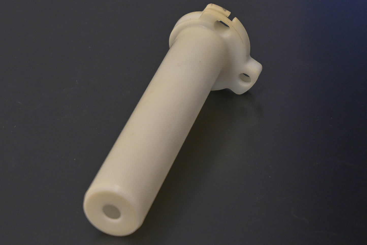 New OEM Yamaha 2H0-26243-00-00 Throttle Sleeve NOS
