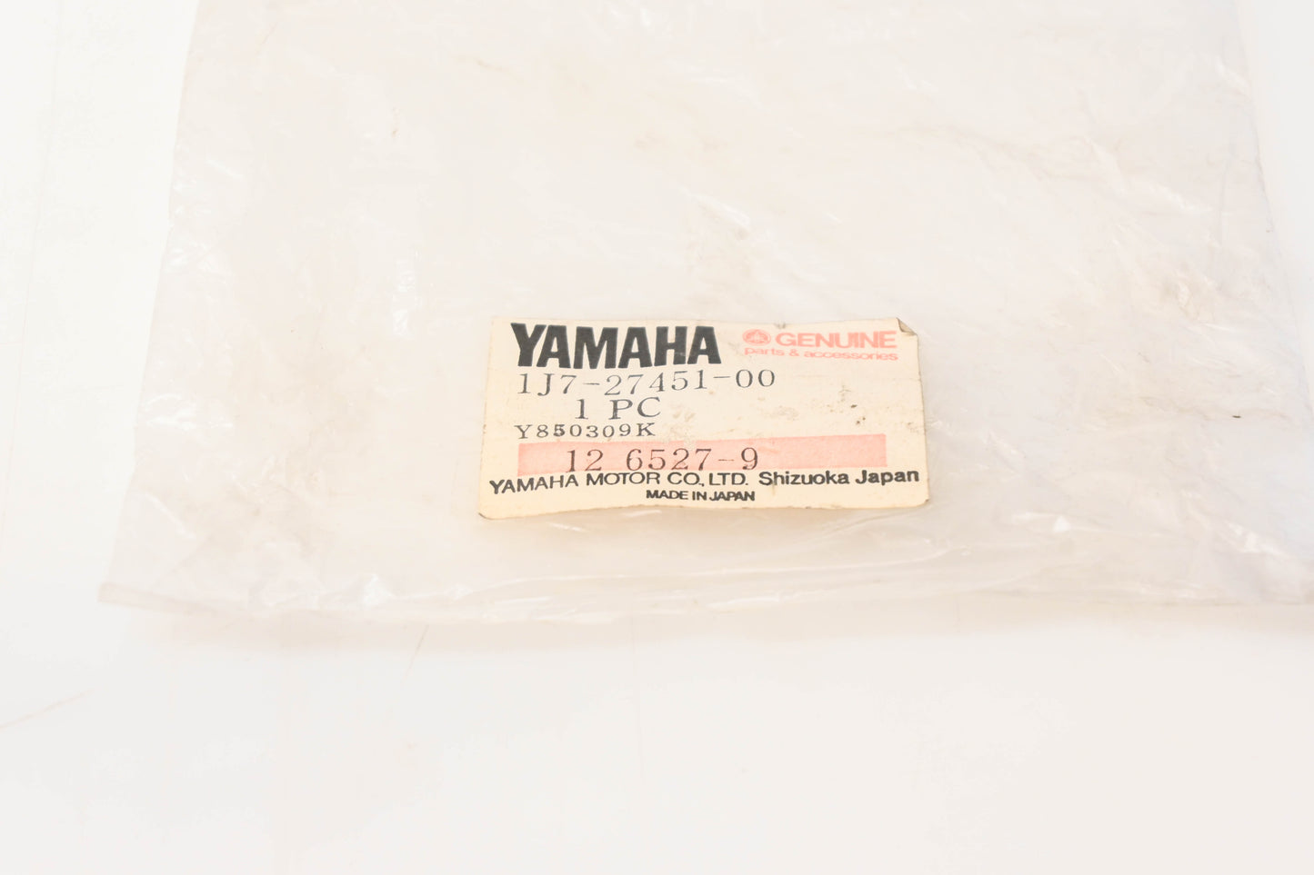 New OEM Yamaha 1J7-27451-00-00 Foot Rest NOS