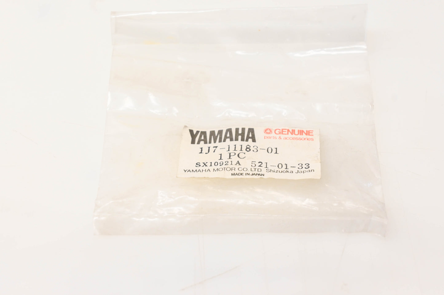 New OEM Yamaha 1J7-11183-01-00 Cam Shaft Bracket NOS