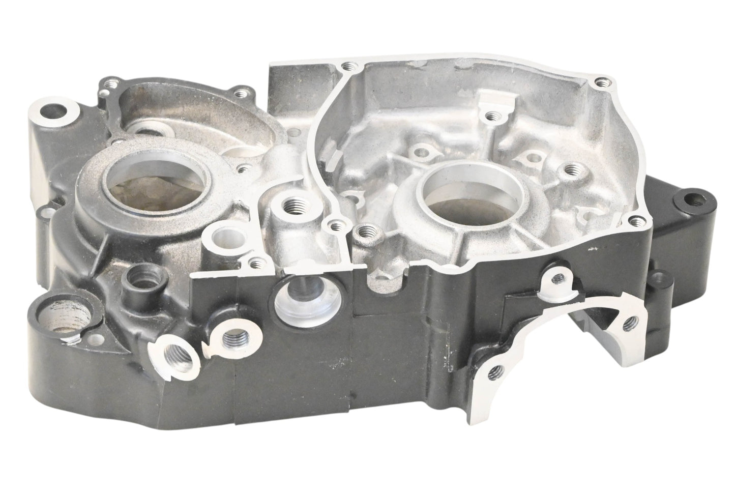 New OEM Yamaha 403-15111-02-00 Crankcase 1 NOS