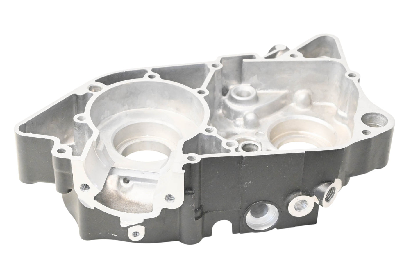 New OEM Yamaha 403-15111-02-00 Crankcase 1 NOS