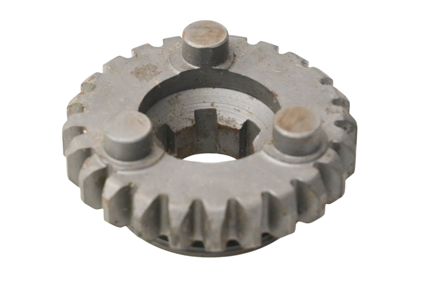 New OEM Yamaha 265-17241-00-00 4th Wheel Gear NOS