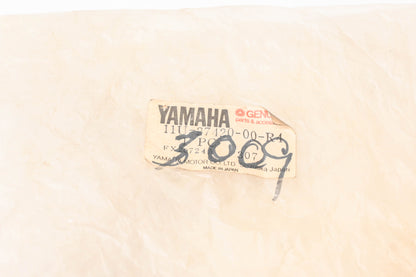 New OEM Yamaha 11U-27420-00-R4 Front Foot Rest Assembly NOS