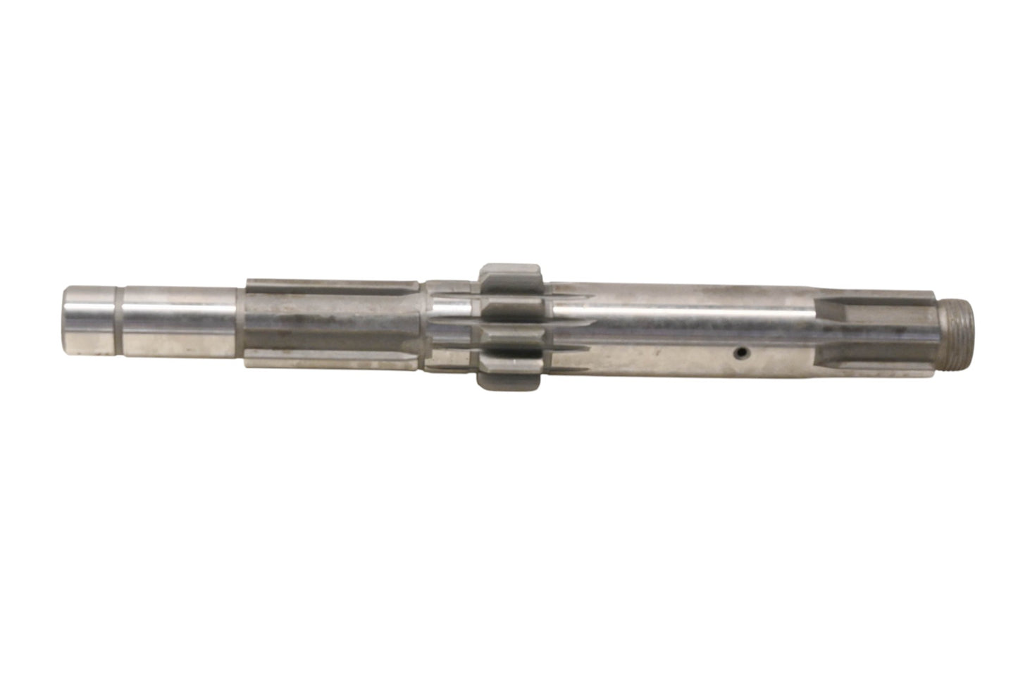 New OEM Yamaha 443-17411-00-00 Main Transmission Axle NOS