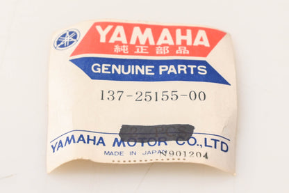 New OEM Yamaha 137-25155-00-00 Cam Shaft Brake Lever Arm NOS
