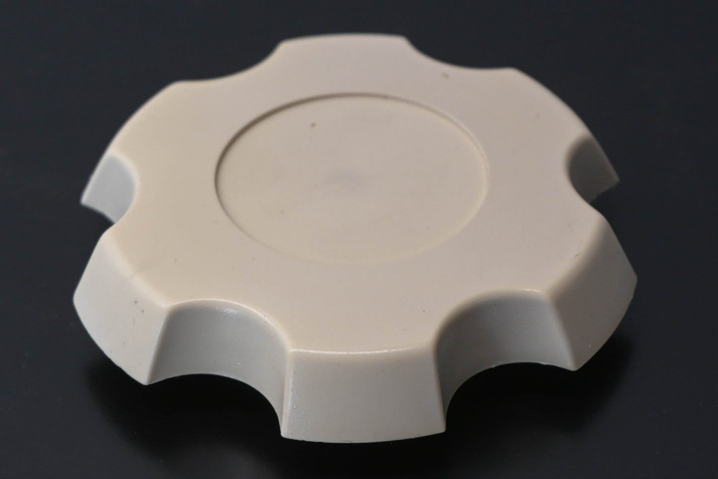 New OEM Yamaha FV4-67831-00-00 Fuel Cap NOS