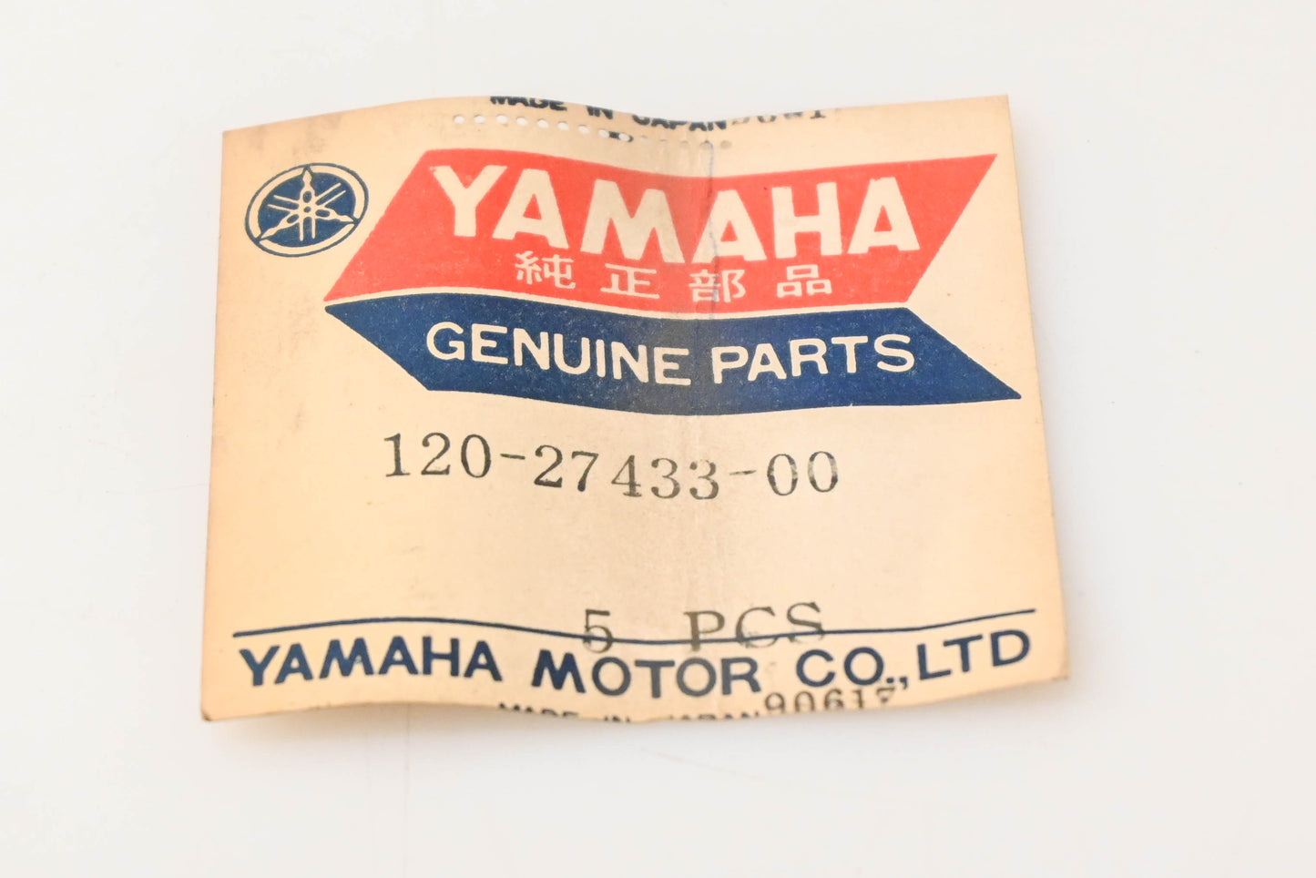 New OEM Yamaha 120-27433-00-00 Rear Foot Rest NOS