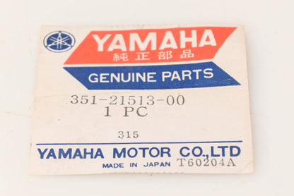 New OEM Yamaha 351-21513-00-00 Front Fender Stay NOS