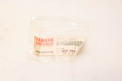 New OEM Yamaha 90201-06M08-00 Plate Washer NOS
