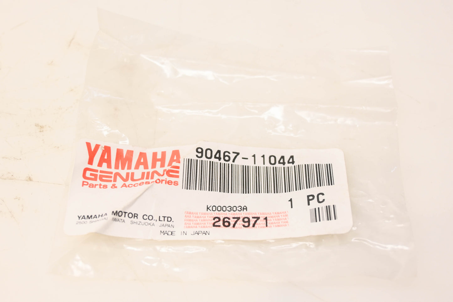 New OEM Yamaha 90467-11044-00 Clip NOS