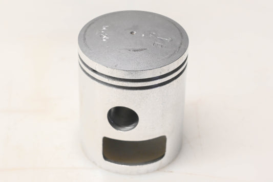 New OEM Yamaha 137-11631-00-96 Piston NOS