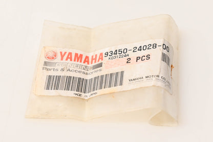 New OEM Yamaha 93450-24028-00 Circlips Qty 2 NOS