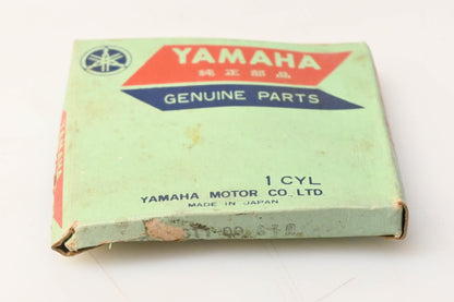 New OEM Yamaha 427-11611-00-00 Piston Ring NOS