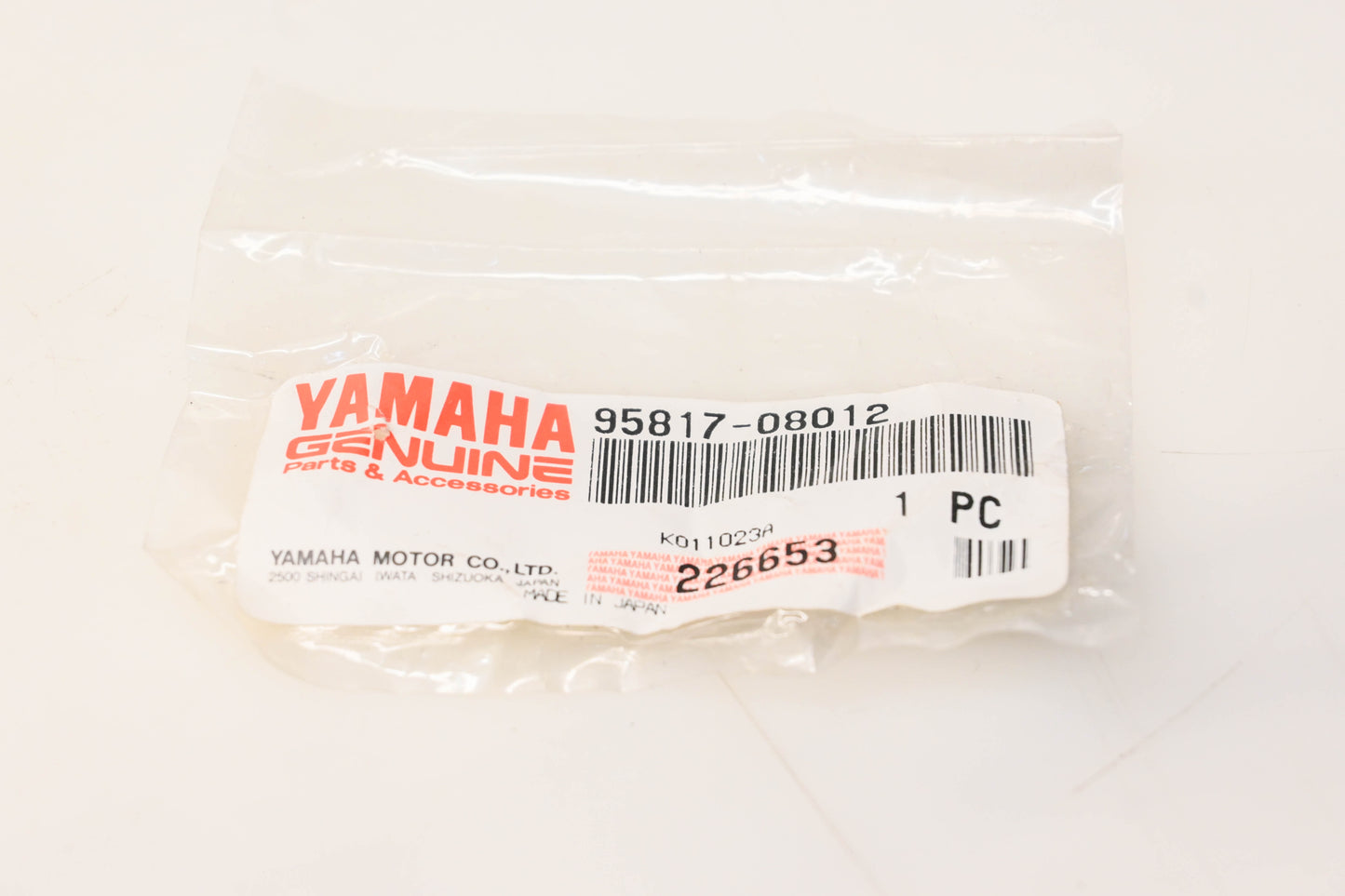 New OEM Yamaha 95817-08012-00 Flange Bolt NOS
