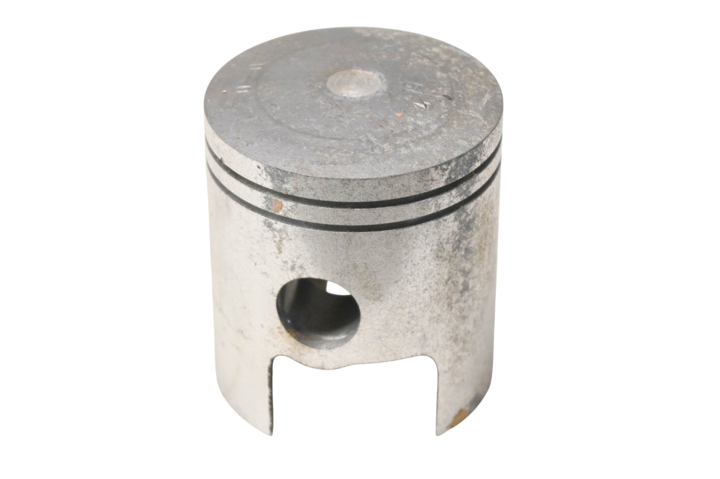New OEM Yamaha 156-11631-00-96 Piston NOS