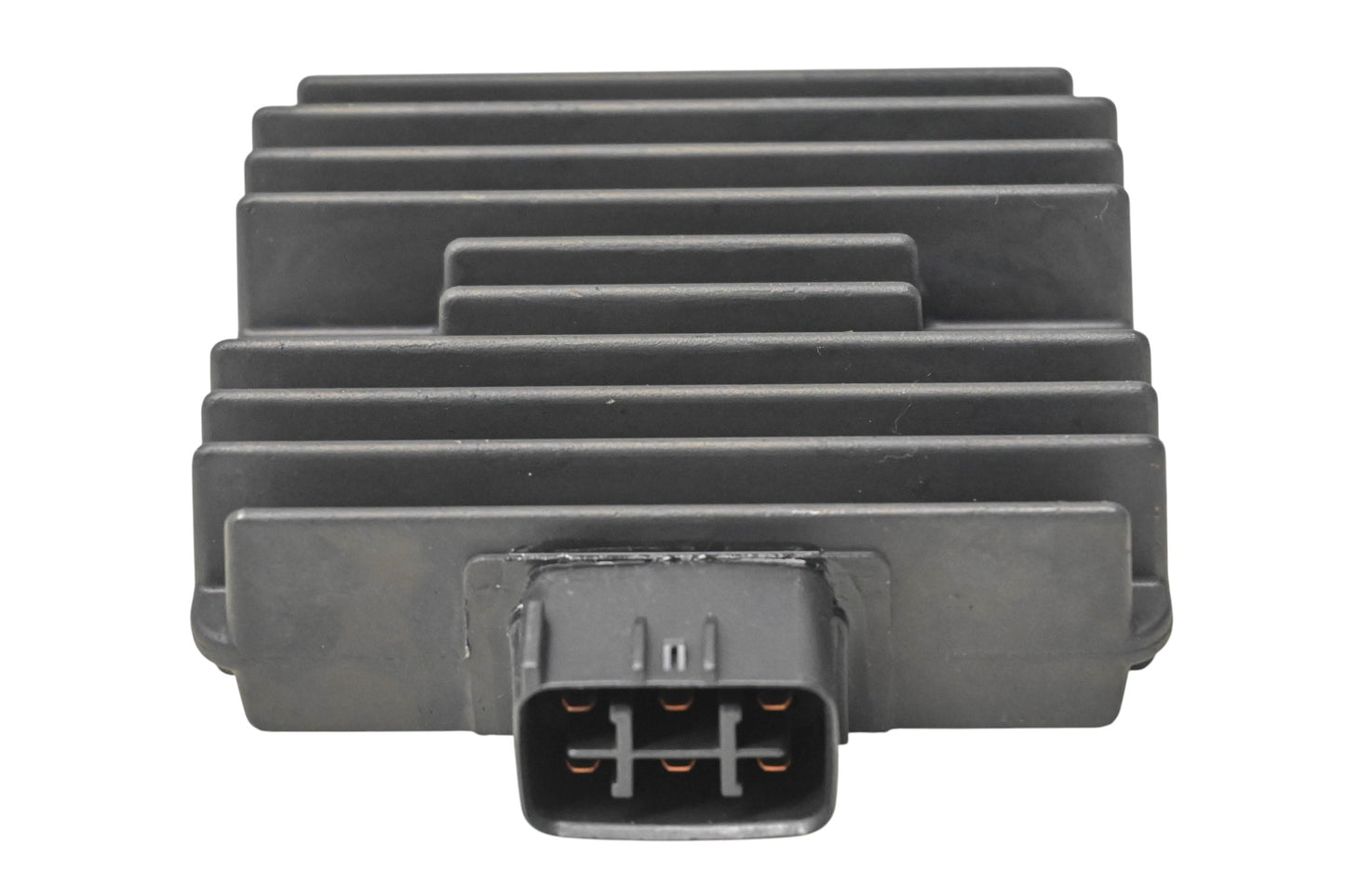New OEM Yamaha 68V-81960-00-00 Regulator Rectifier NOS