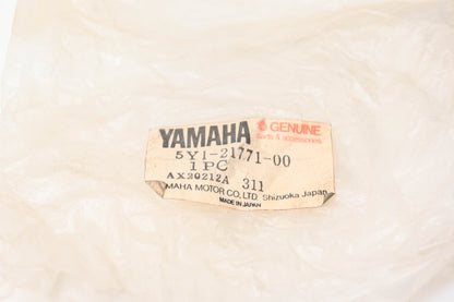 New OEM Yamaha 5Y1-21771-00-00 Body Cap NOS