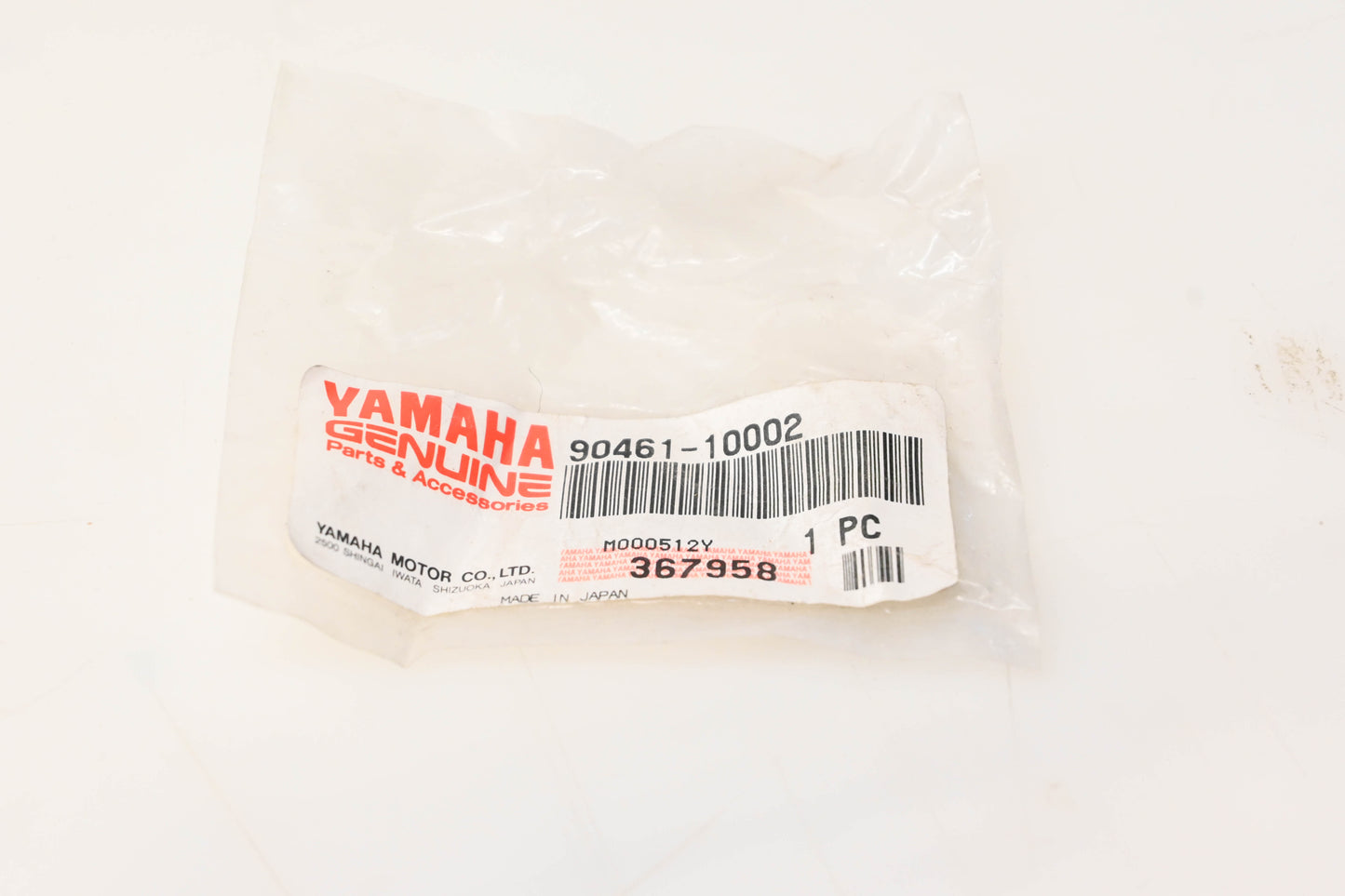 New OEM Yamaha 90461-10002-00 Clamp NOS