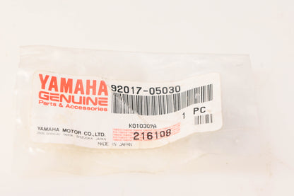 New OEM Yamaha 92017-05030-00 Button Head Bolt NOS