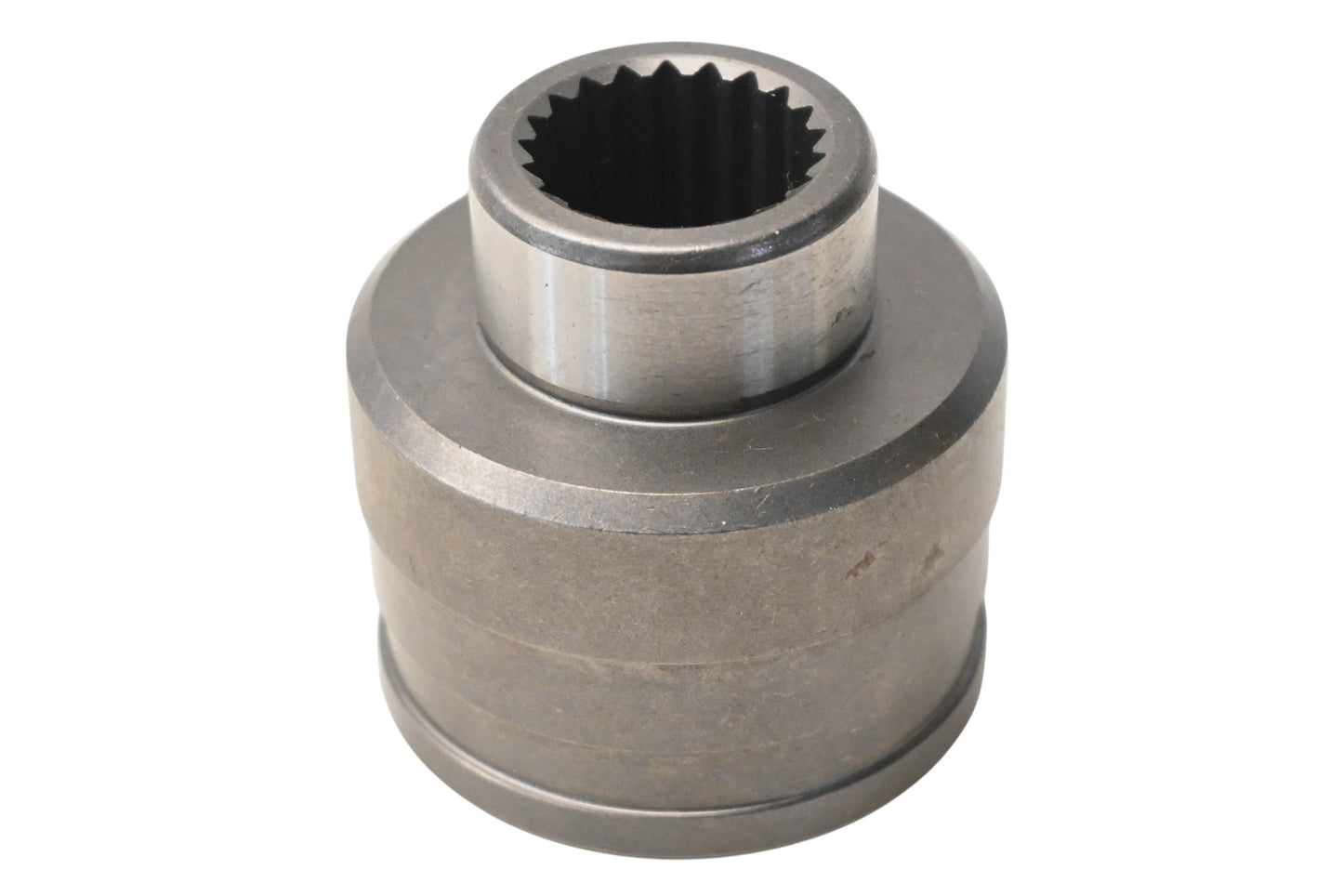 New OEM Yamaha 5KM-17832-00-00 Middle Gear Coupling NOS