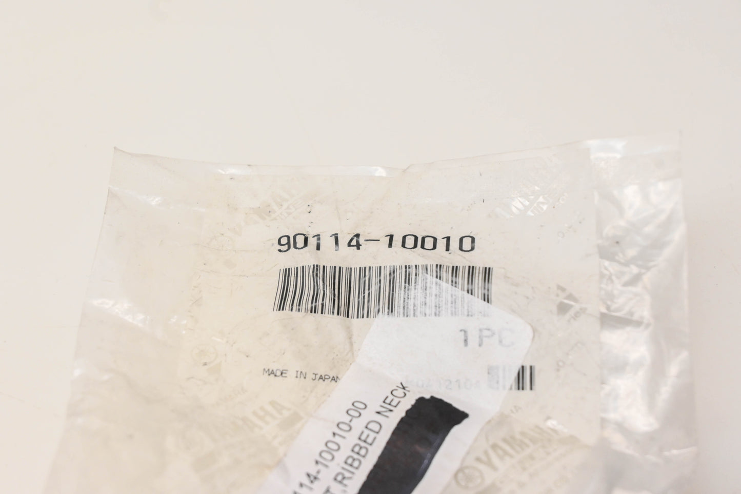 New OEM Yamaha 90114-10010-00 Serration Bolt NOS