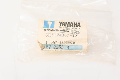 New OEM Yamaha 6E5-24367-10-00 Fuel Pipe Clamp NOS