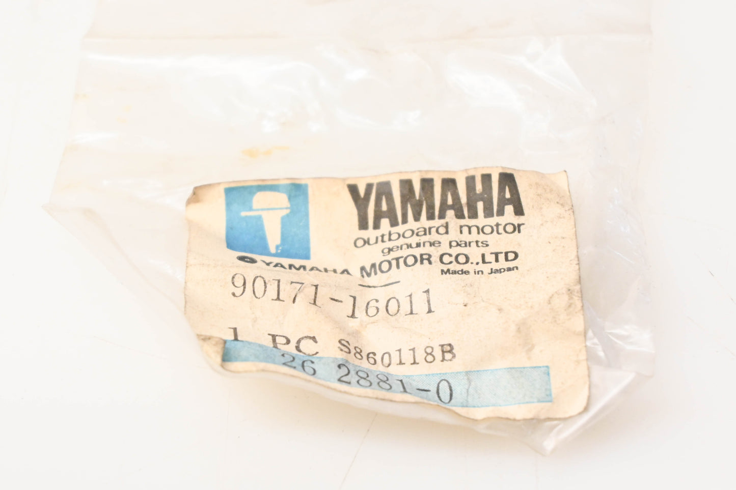 New OEM Yamaha 90171-16011-00 Propeller Bolt NOS