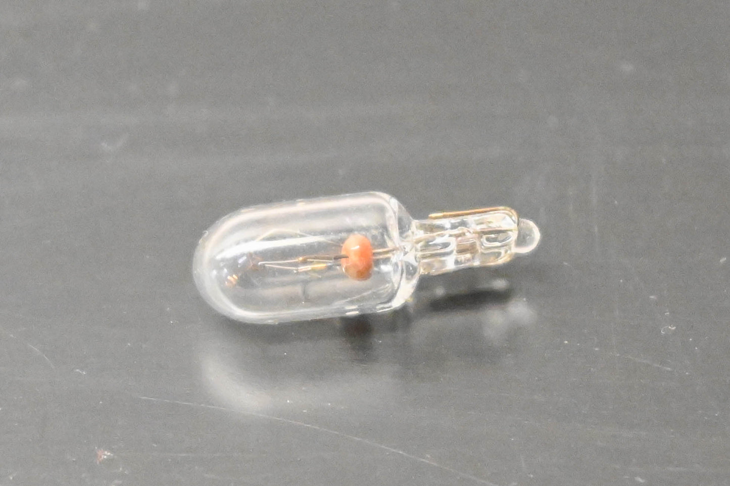 New OEM Yamaha 6Y5-83518-00-00 Bulb NOS