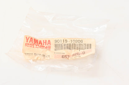 New OEM Yamaha 90119-10906-00 Bolt With Washer NOS