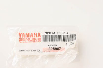 New OEM Yamaha 92014-05010-00 Button Head Bolt NOS
