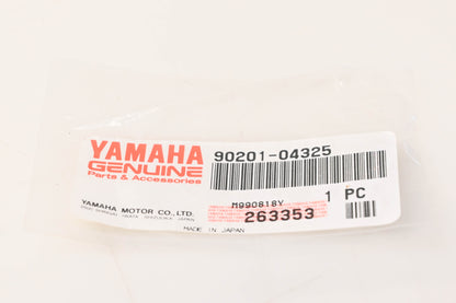New OEM Yamaha 90201-04325-00 Plate Washer NOS