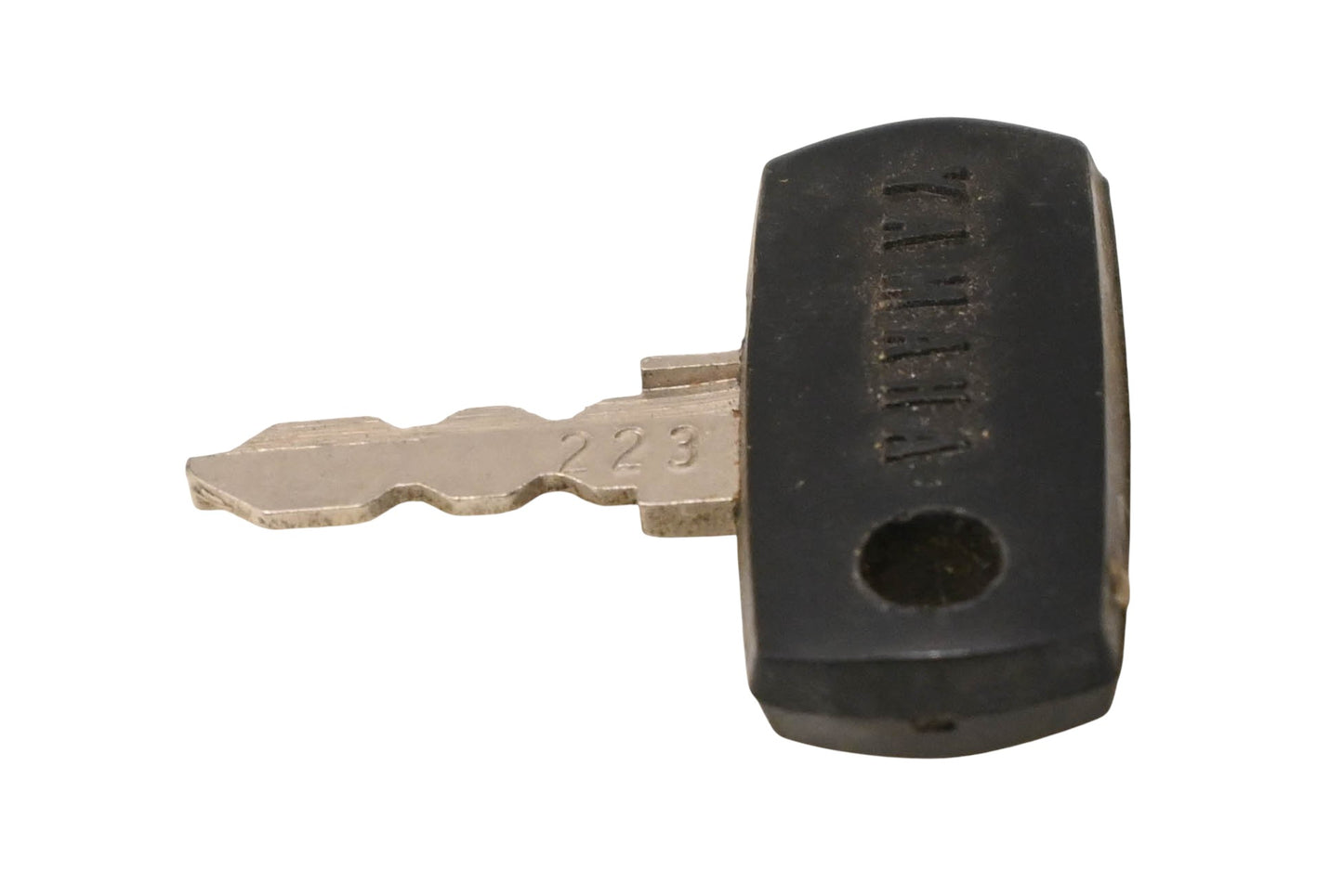 New OEM Yamaha 223 Key NOS