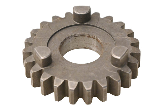 New OEM Yamaha 257-17131-01-00 3rd Pinion Gear NOS