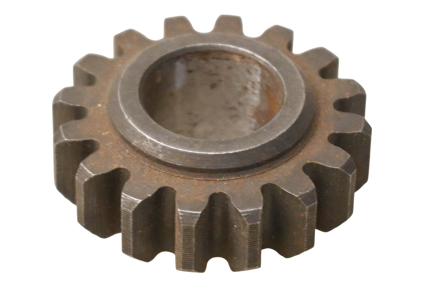 New OEM Suzuki 24221-29100 2nd Drive Gear NOS
