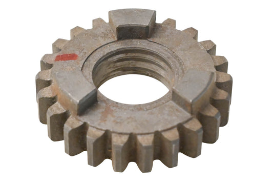 New OEM Yamaha 307-17131-00-00 3rd Pinion Gear NOS