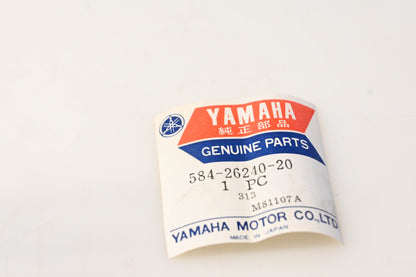 New OEM Yamaha 584-26240-20-00 Throttle Grip NOS