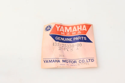 New OEM Yamaha 431-25330-00-00 Rear Brake Shoe Kit NOS