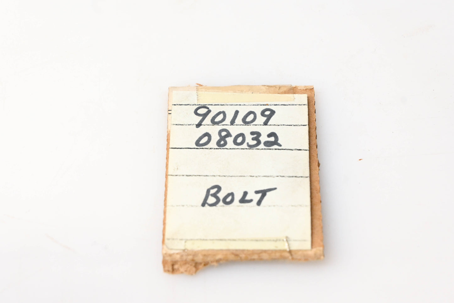 New OEM Yamaha 90109-08032-00 Bolt NOS