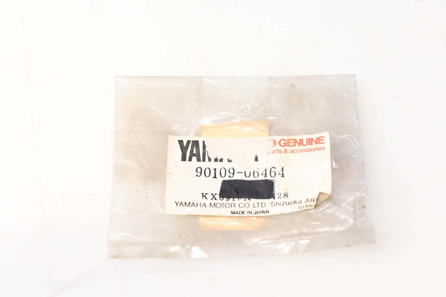 New OEM Yamaha 90109-06464-00 Bolt NOS