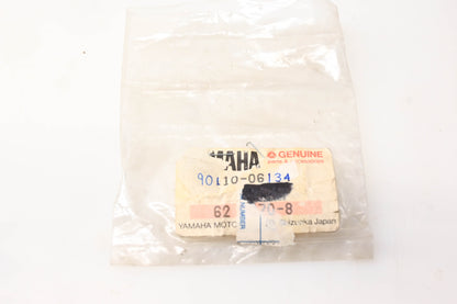 New OEM Yamaha 90110-06134-00 Bolt NOS