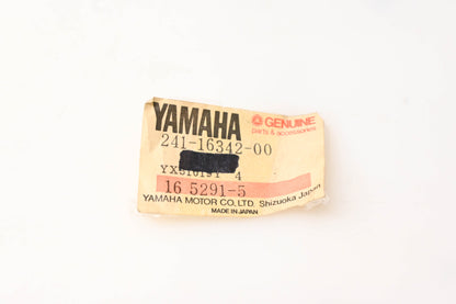 New OEM Yamaha 241-16342-00-00 Clutch Push Lever NOS