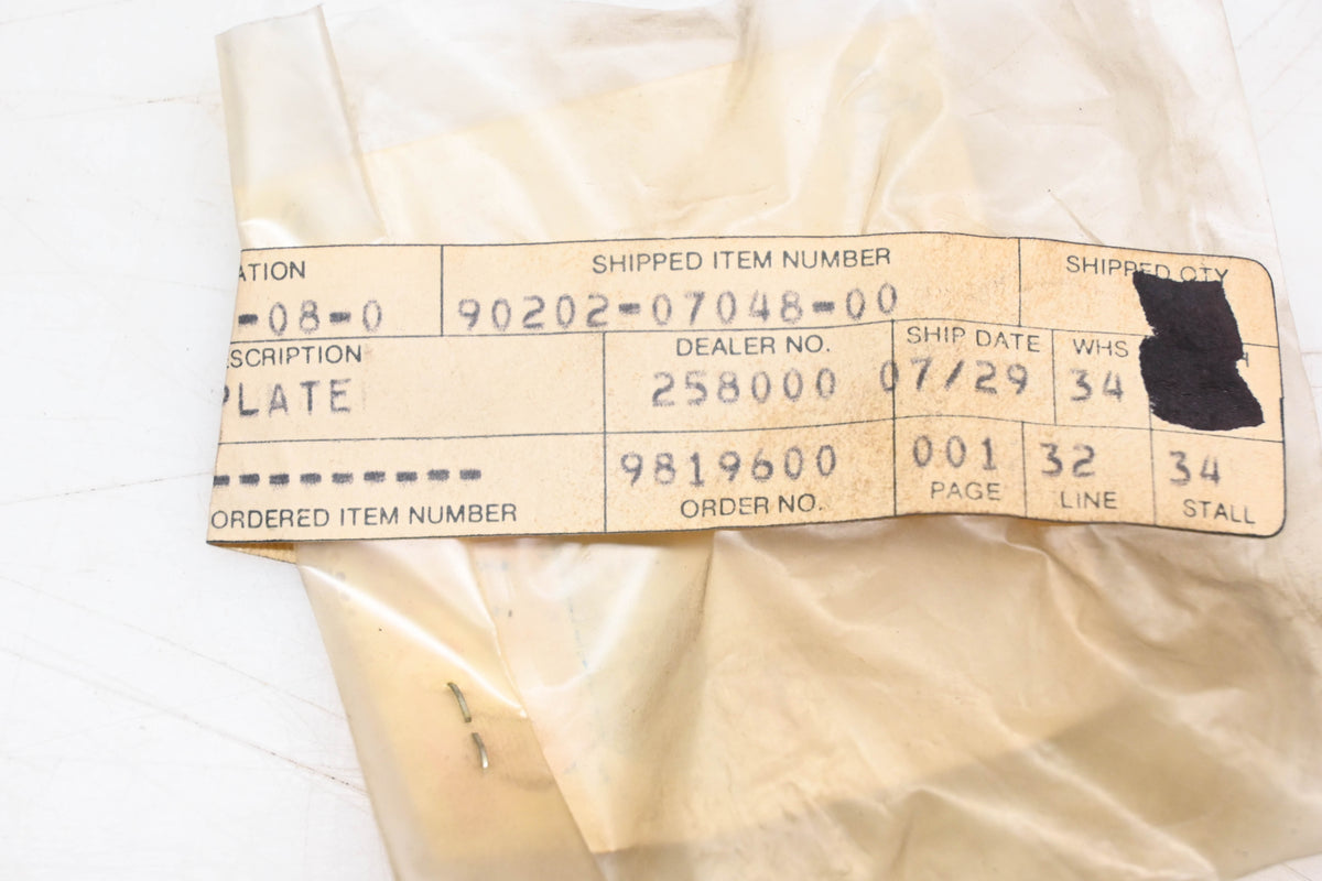 New OEM Yamaha 90202-07048-00 Washers Qty 2 NOS