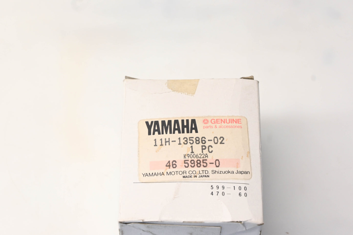New OEM Yamaha 11H-13586-02-00 Carburetor Joint Boot NOS